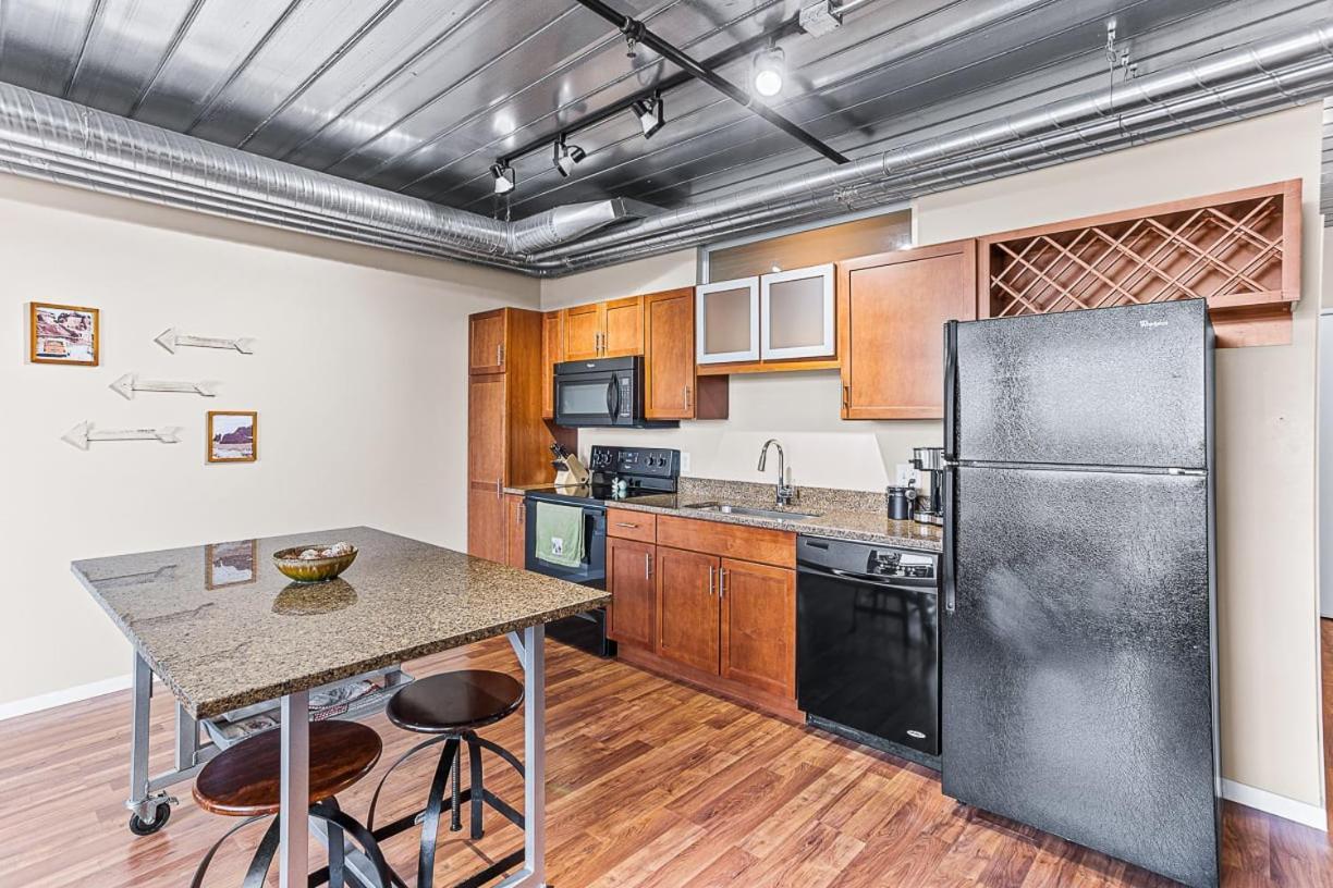 Spacious 2 King Bed Downtown Central To It All Ann Arbor Ngoại thất bức ảnh